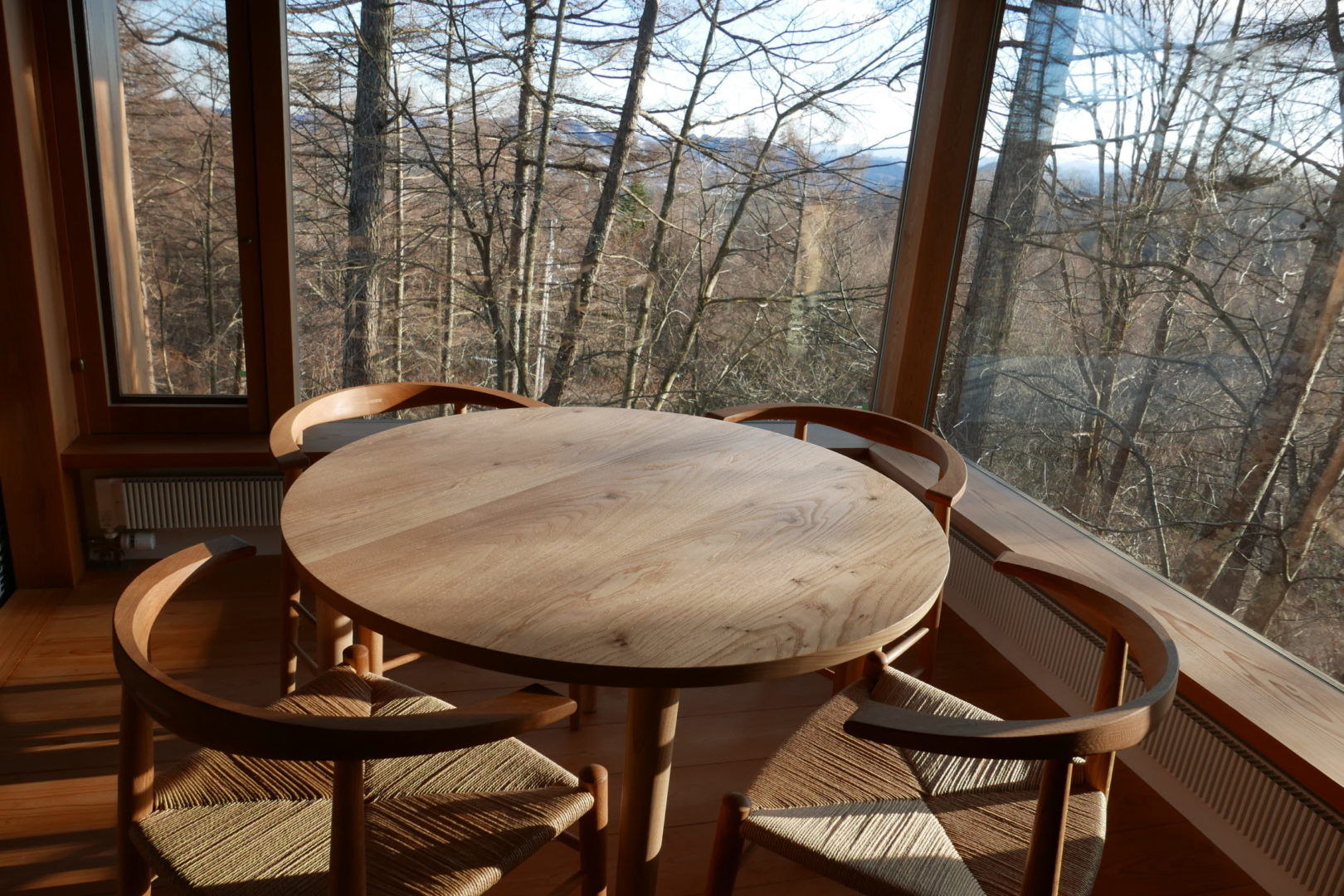 白雨｜三日月チェア｜堀部安嗣