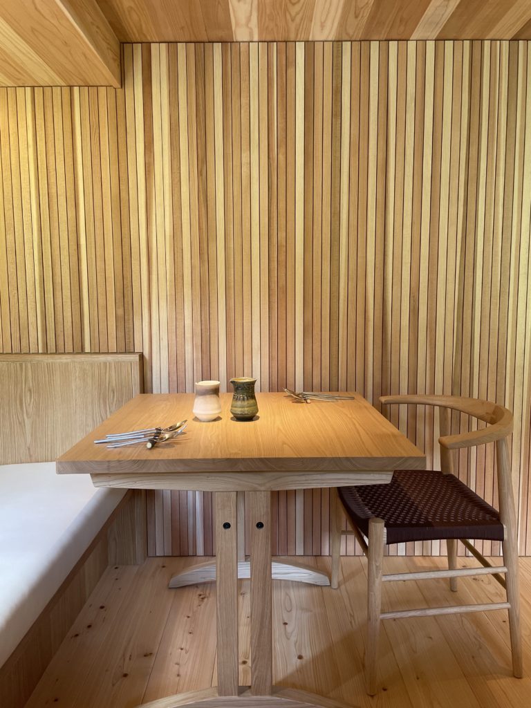 白雨｜三日月チェア｜家具｜加賀市｜真田紐｜satologue（さとローグ）｜堀部安嗣