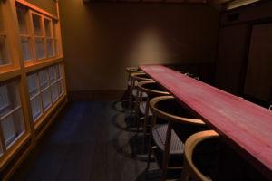 白雨｜三日月チェア｜家具｜加賀市｜真田紐｜橋本建築造園設計