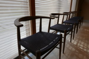 白雨｜三日月チェア｜家具｜加賀市｜真田紐｜橋本建築造園設計